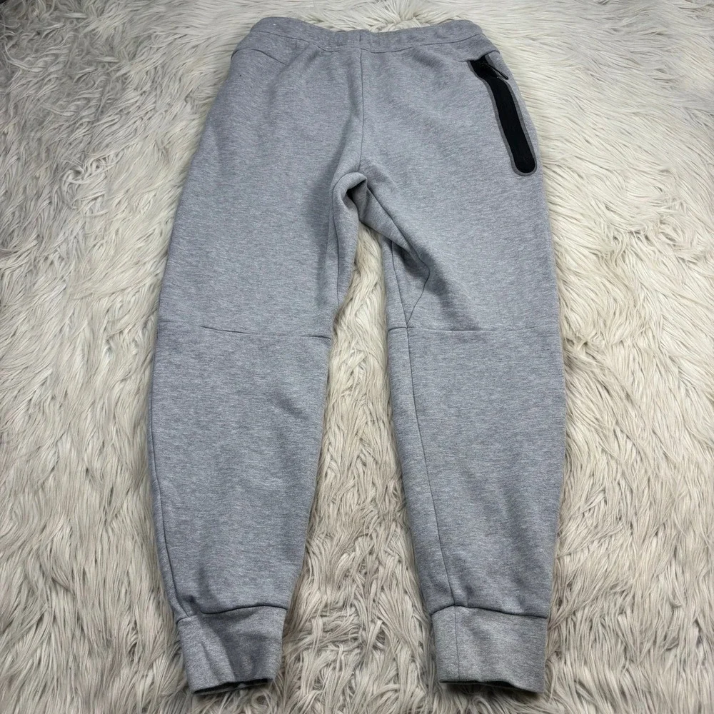 Nike Men's S Gray Tech Men's Fleece Joggers Streetwear Athleisure Blokecore